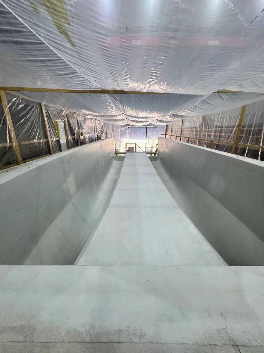 Composite vessel structure in production